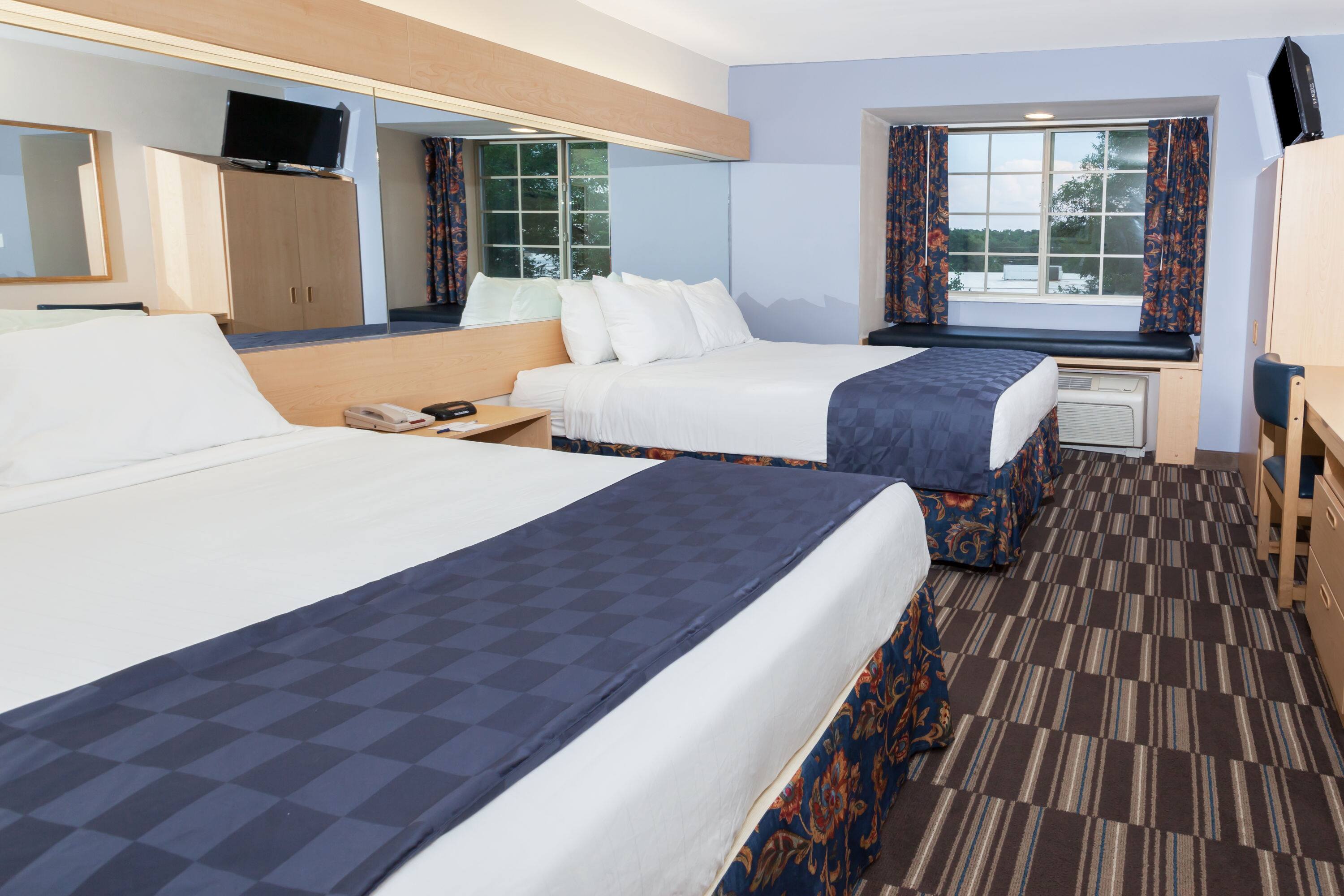 2 Queen Beds, Mobility Accessible Room, Non-Smoking