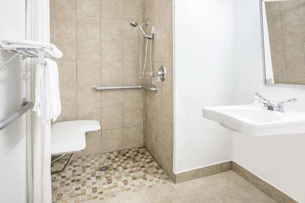 Microtel Athens