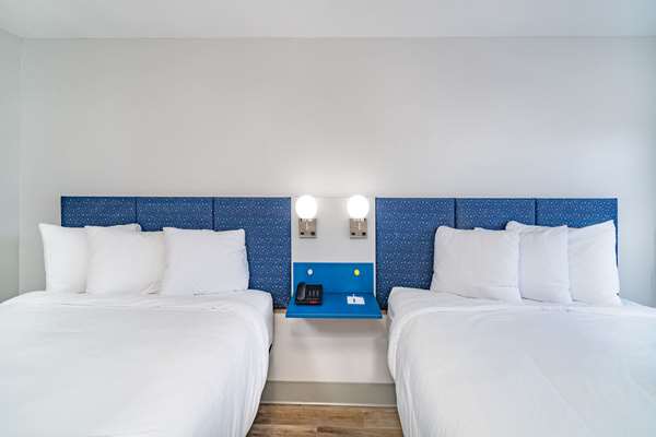Microtel Athens